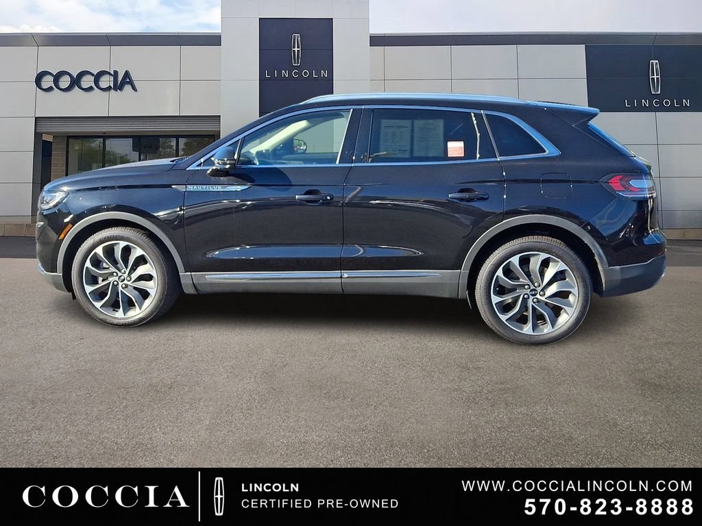 Used 2023 Lincoln Nautilus Reserve AWD/4WD image 7