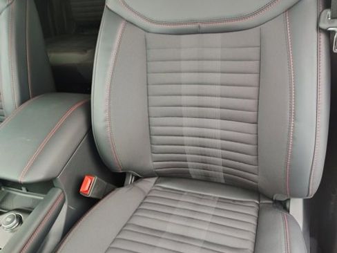 New 2026 Ford Explorer ST-Line w/ ST-Line Street Pack image 10