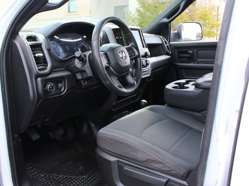 Used 2022 RAM 2500 Tradesman image 21