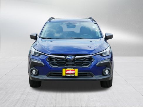 Used 2024 Subaru Crosstrek 2.5i Limited AWD/4WD image 2