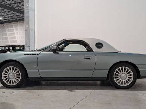 Used 2004 Ford Thunderbird Pacific Coast RWD image 6