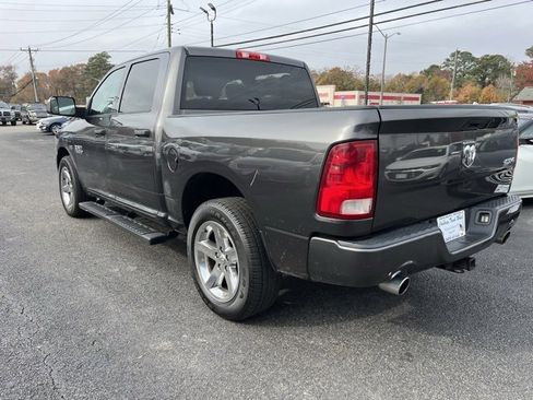 Used 2017 RAM 1500 Express image 4