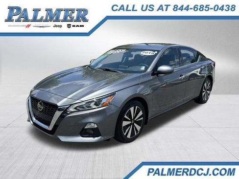 Used 2019 Nissan Altima 2.5 SV FWD image 1