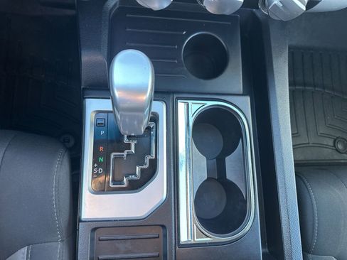 Used 2015 Toyota Tundra SR5 w/ SR5 Upgrade Package image 8