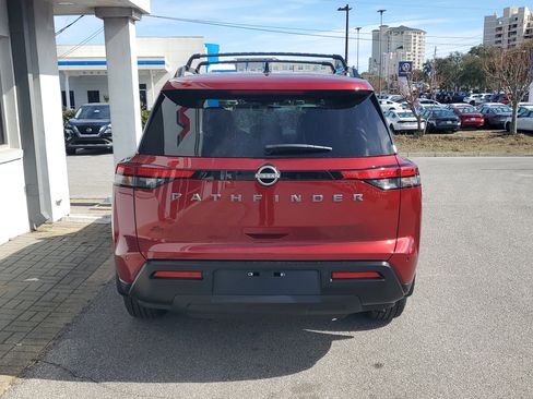 New 2026 Nissan Pathfinder SV image 4