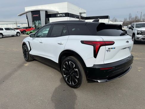 New 2026 Chevrolet Blazer EV RS image 3