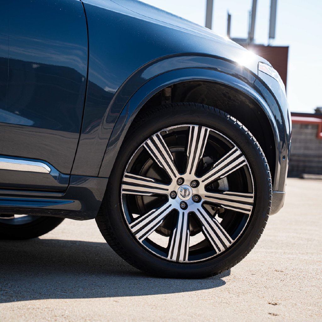 Certified 2024 Volvo XC90 B6 Ultimate AWD/4WD image 9