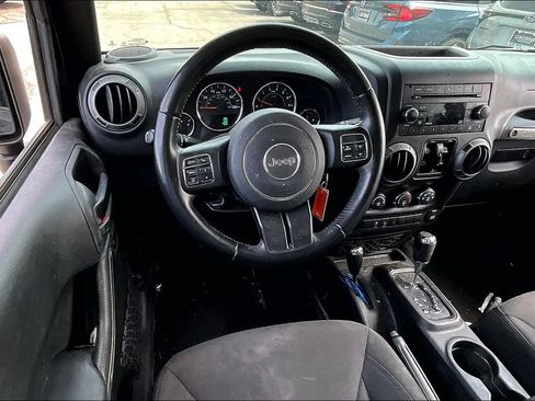 Used 2017 Jeep Wrangler Unlimited Sport w/ Quick Order Package 24S AWD/4WD image 5