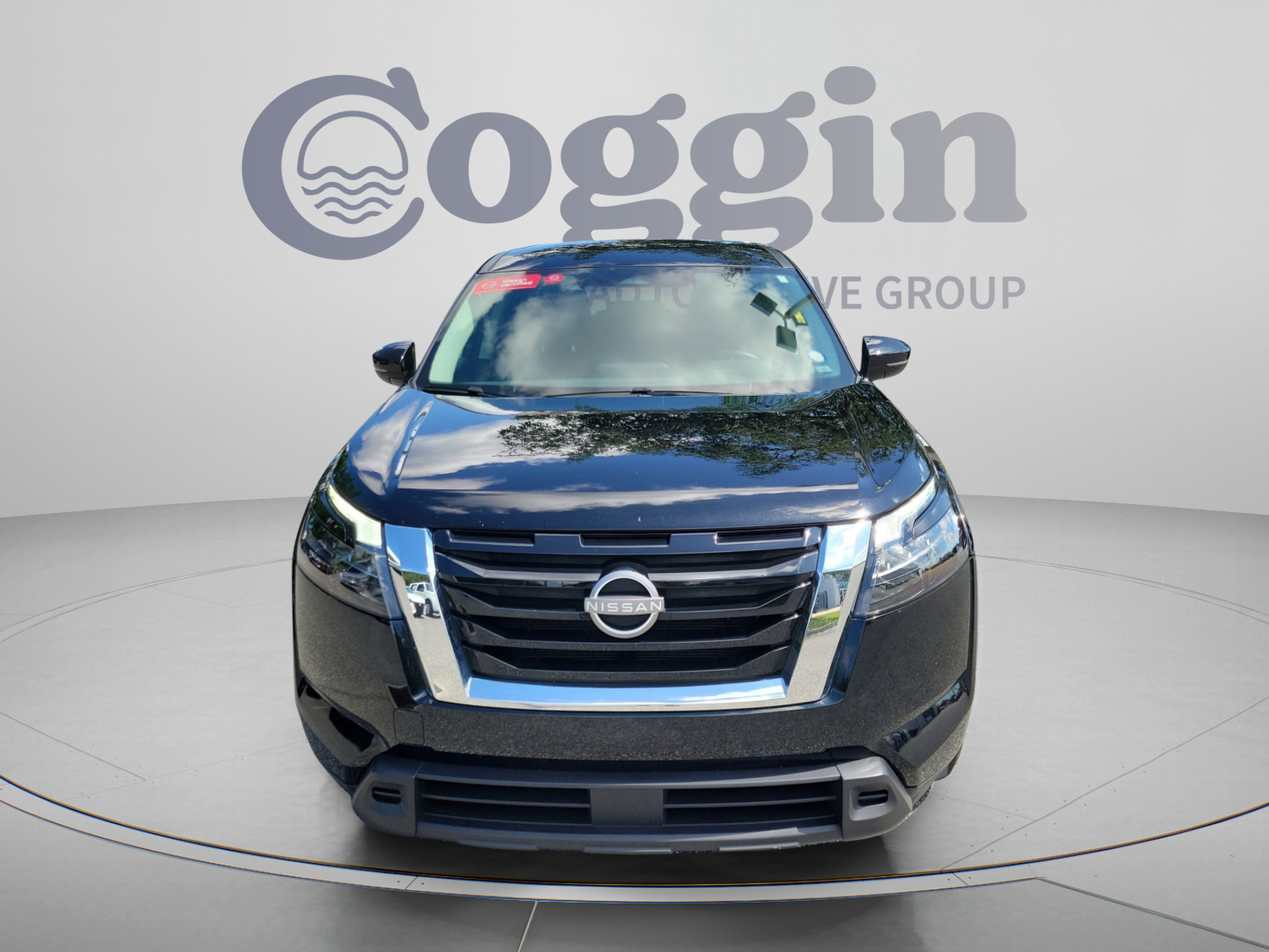 Certified 2024 Nissan Pathfinder SV FWD image 5