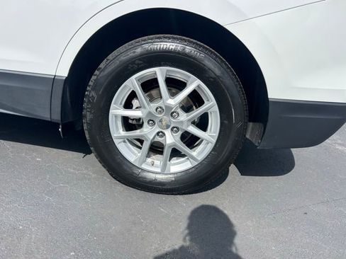 Certified 2024 Chevrolet Equinox LT image 10