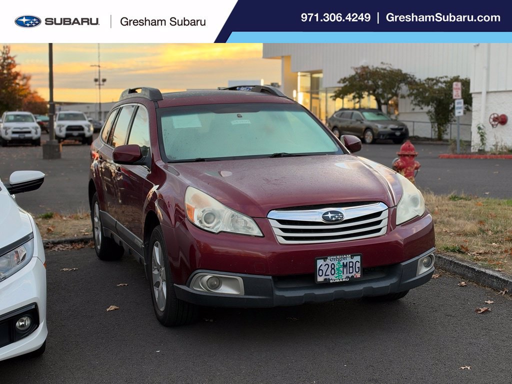 Used 2011 Subaru Outback 2.5i Premium AWD/4WD image 1