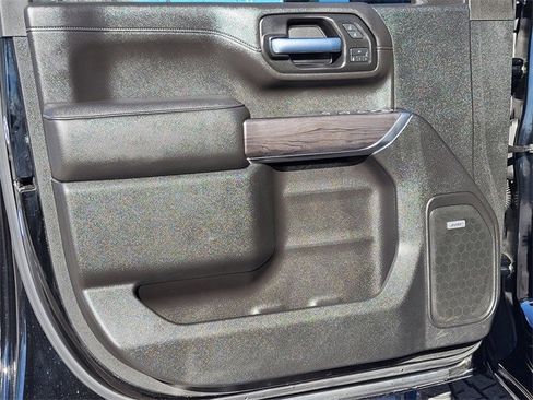 Used 2020 Chevrolet Silverado 2500 LTZ w/ LTZ Premium Package image 23