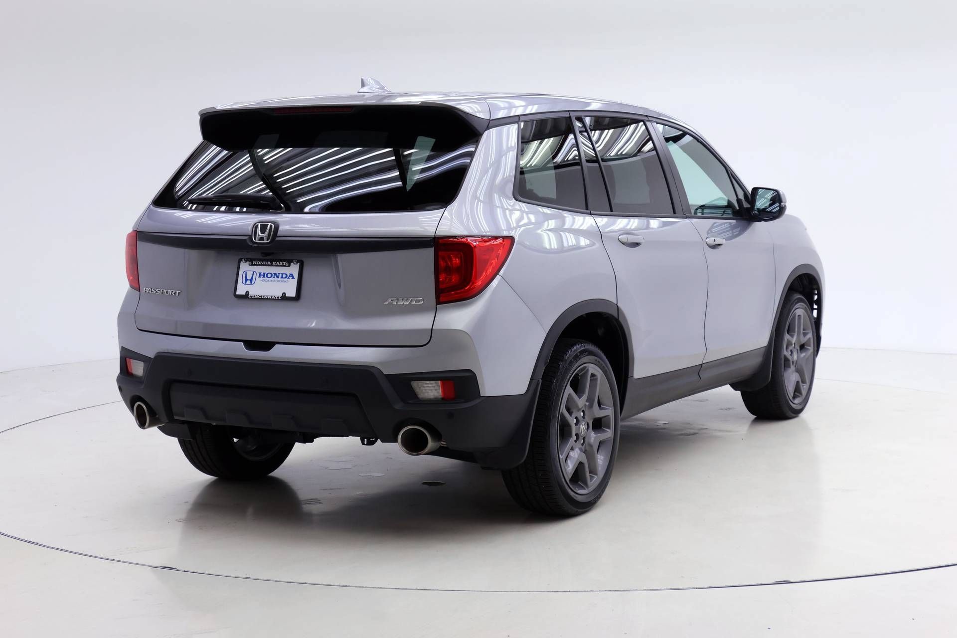 Certified 2023 Honda Passport EX-L image 2