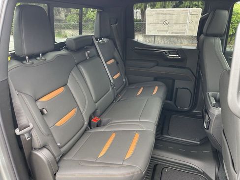 New 2026 GMC Sierra 1500 AT4 w/ AT4 Premium Package AWD/4WD image 28