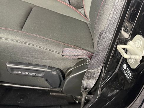 Certified 2023 Jeep Gladiator Rubicon w/ Cold Weather Group image 24