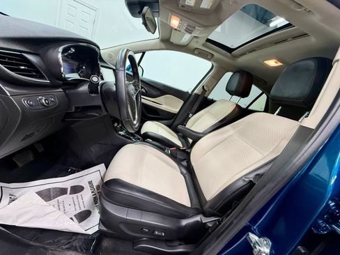 Used 2019 Buick Encore Sport Touring w/ Safety Package FWD image 16