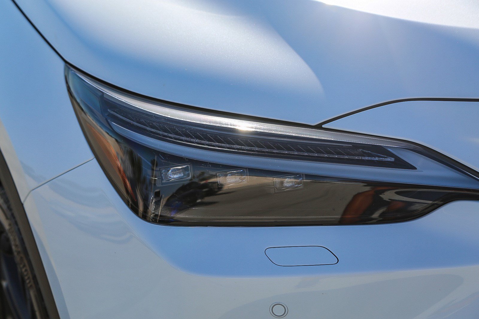 Used 2026 Lexus NX 450h+ AWD w/ Accessory Package (Z2) image 8