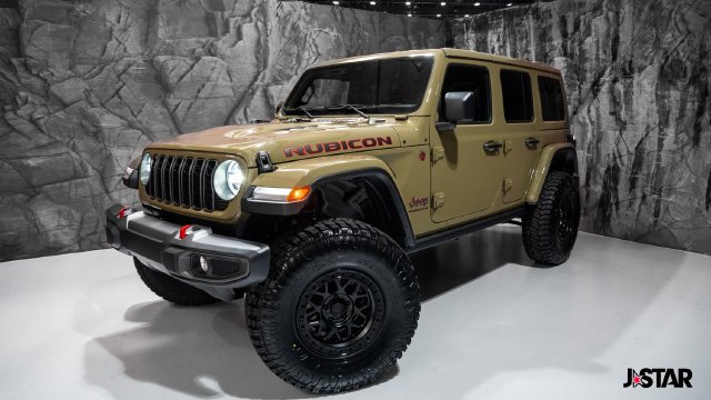 New 2025 Jeep Wrangler Unlimited Rubicon w/ Safety Group AWD/4WD image 1