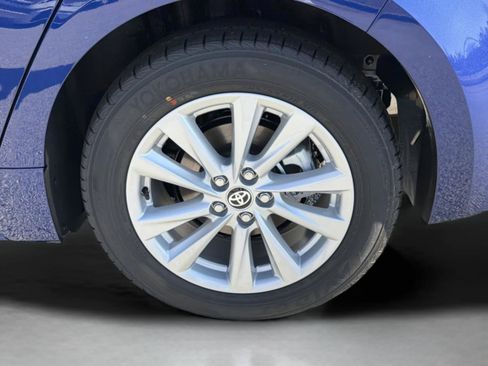 Certified 2026 Toyota Corolla SE FWD image 32