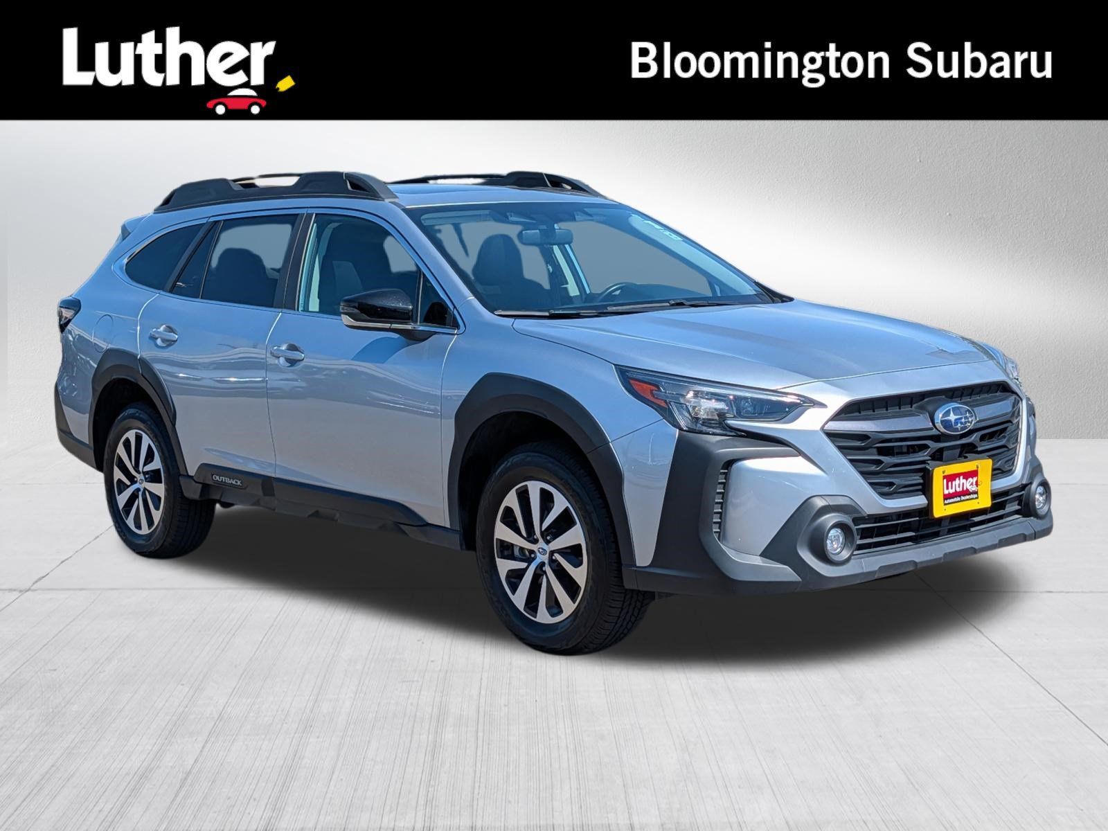 Certified 2025 Subaru Outback Premium AWD/4WD image 1
