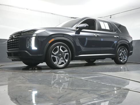Used 2023 Hyundai Palisade SEL w/ Premium Package image 36