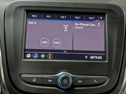 Used 2021 Chevrolet Equinox LT image 23