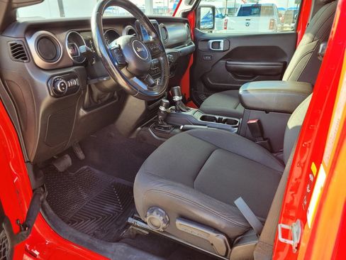 Used 2020 Jeep Gladiator Sport w/ Quick Order Package 24S AWD/4WD image 2