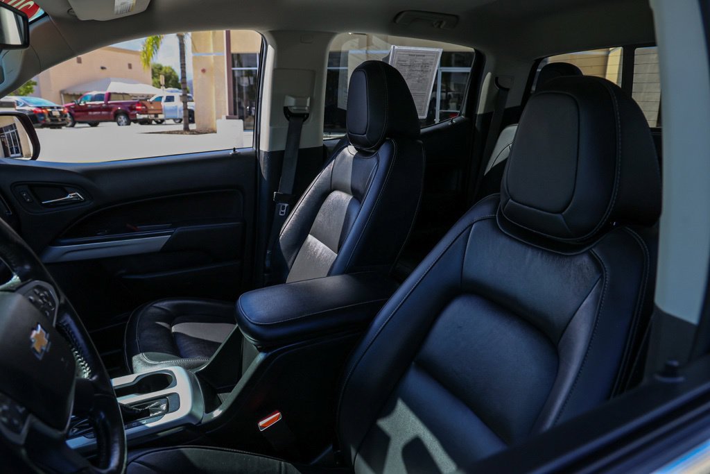 Used 2021 Chevrolet Colorado LT w/ Luxury Package RWD image 16