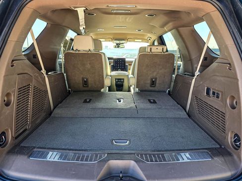 Certified 2025 GMC Yukon Denali AWD/4WD image 36