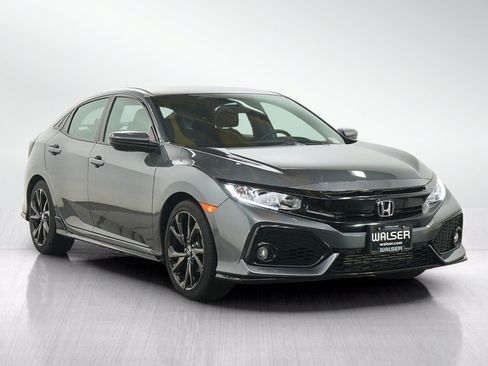 Used 2018 Honda Civic Sport image 7