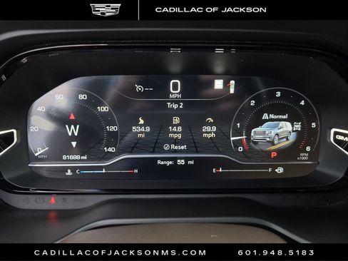 Used 2023 GMC Yukon XL Denali AWD/4WD image 7