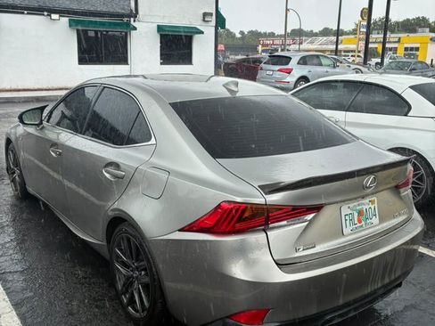 Used 2020 Lexus IS 300 F Sport w/ F Sport Package RWD image 5