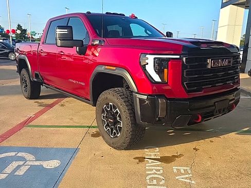 Used 2024 GMC Sierra 2500 AT4X AWD/4WD image 5