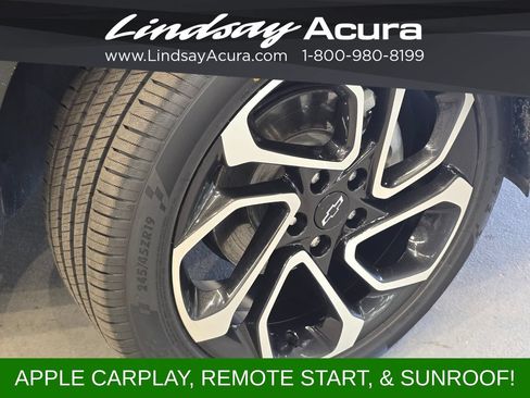 Used 2024 Chevrolet Trax RS w/ Sunroof Package FWD image 25