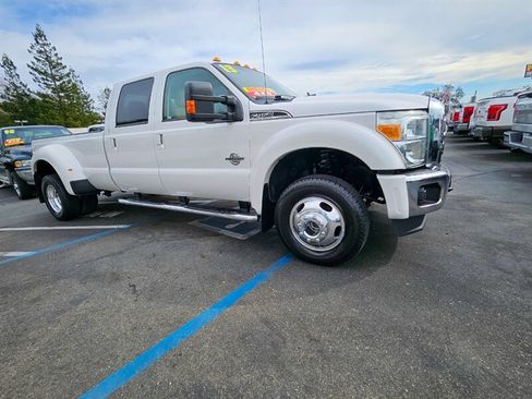 Used 2013 Ford F450 Lariat w/ Lariat Ultimate Pkg image 9