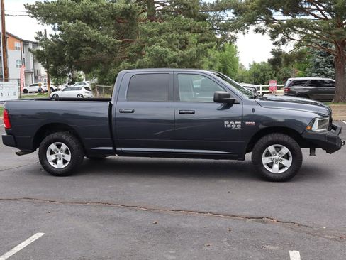 Used 2020 RAM 1500 Classic SLT RWD image 3