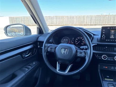 Used 2025 Honda CR-V EX-L image 25