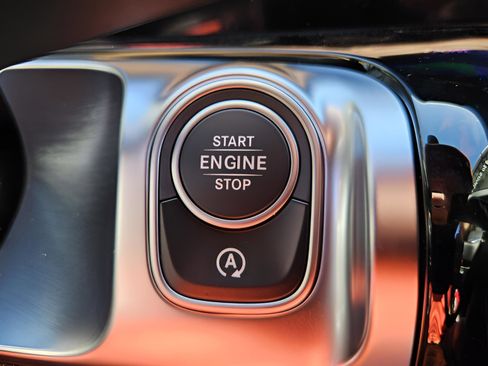 New 2026 Mercedes-Benz GLB 250 GLB 250 image 14