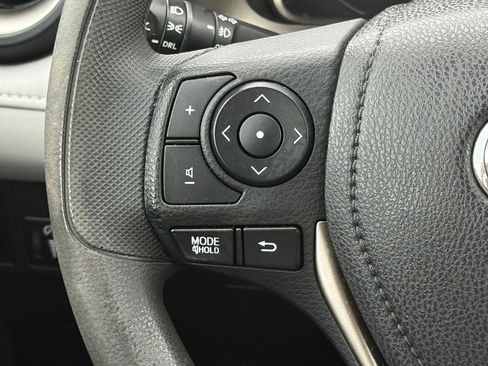 Used 2015 Toyota RAV4 XLE FWD image 20