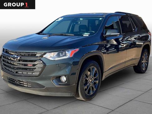 Used 2020 Chevrolet Traverse RS FWD image 1