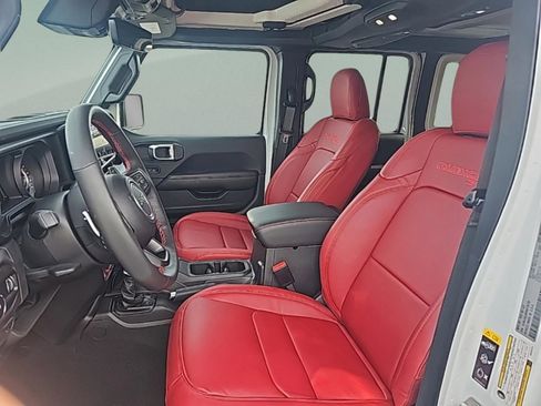 Used 2024 Jeep Wrangler Unlimited Rubicon 392 image 33