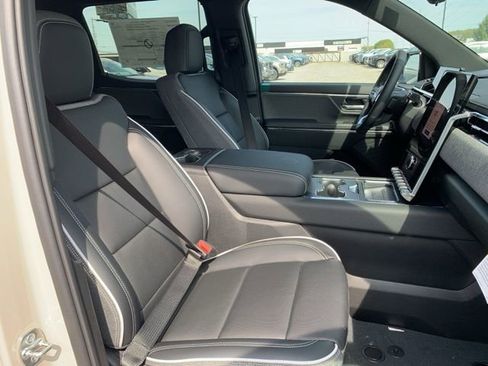 New 2026 GMC Sierra EV Elevation w/ Premium Package image 28