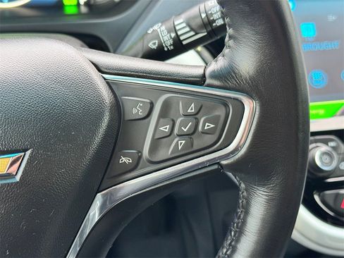Used 2019 Chevrolet Bolt Premier w/ Infotainment Package image 28