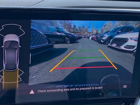 Used 2024 Volkswagen ID.4 2WD image 16