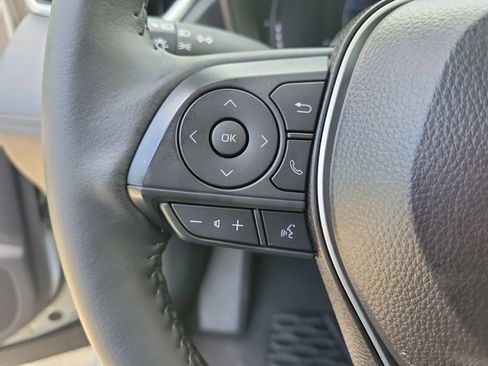 Used 2026 Toyota Corolla Cross LE FWD image 24