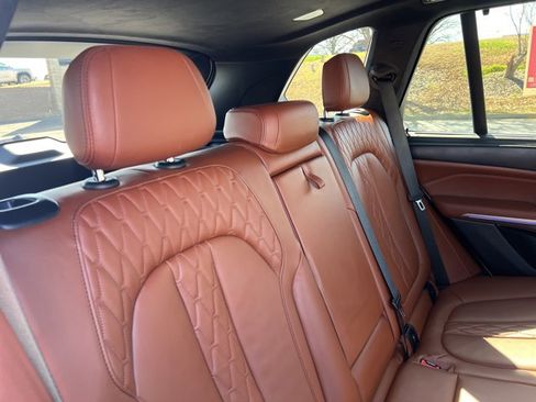 Used 2023 BMW X5 M50i w/ Executive Package image 19