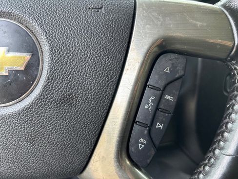 Used 2019 Chevrolet Express 2500 w/ Driver Convenience Package image 13