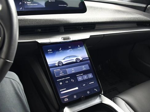 Used 2024 Lucid Air Touring AWD/4WD image 31