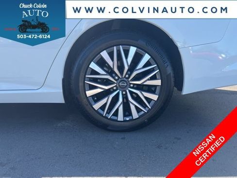 Certified 2025 Nissan Altima 2.5 SV FWD image 13