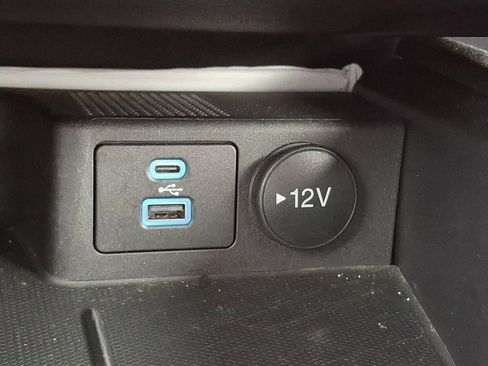 Certified 2022 Ford Escape SE w/ Cold Weather Package image 23